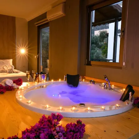 4 Bedroom Villa Kalkan